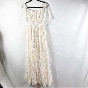 BALTIC BORN Stunning Lace Maxi Dress in Size Small
